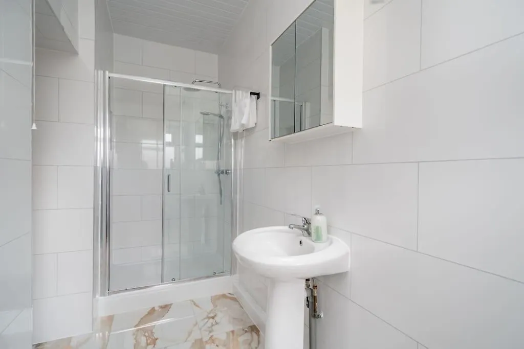Spacious 2Bed Brick Lane Flat - 2Nd Floor London Apartment