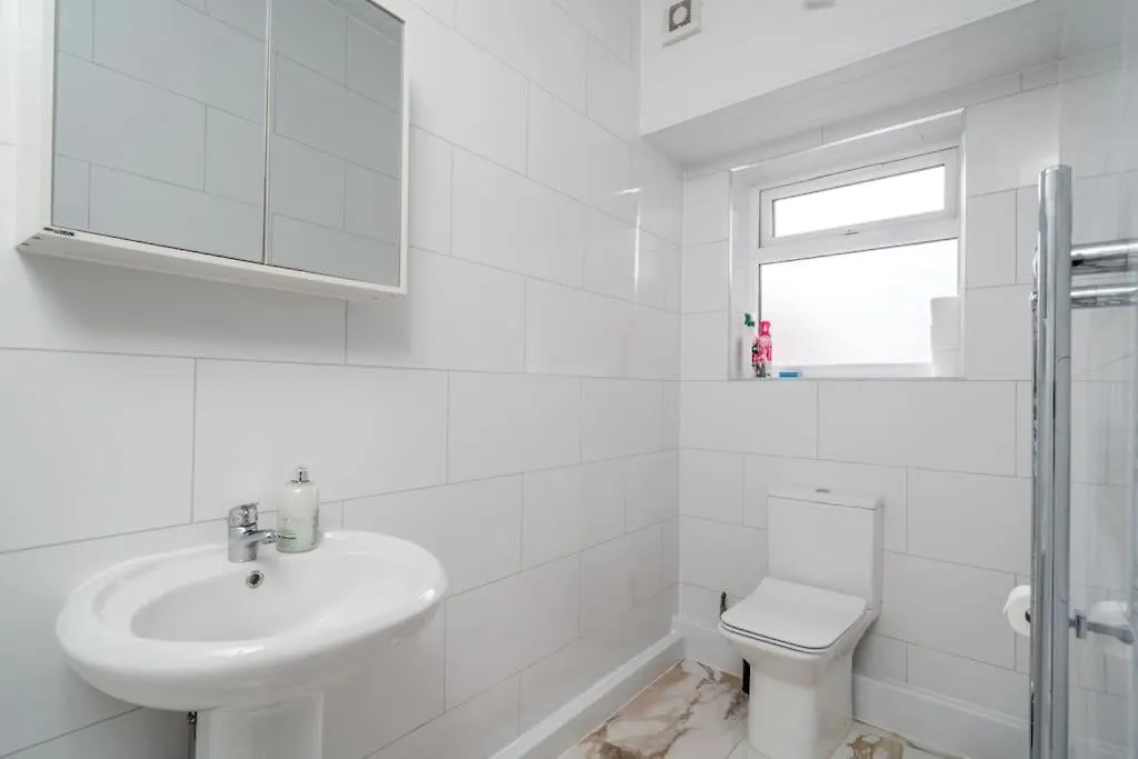 Spacious 2Bed Brick Lane Flat - 2Nd Floor London